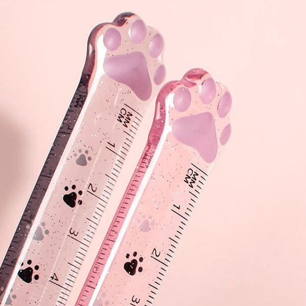 Cat Paw Ruler