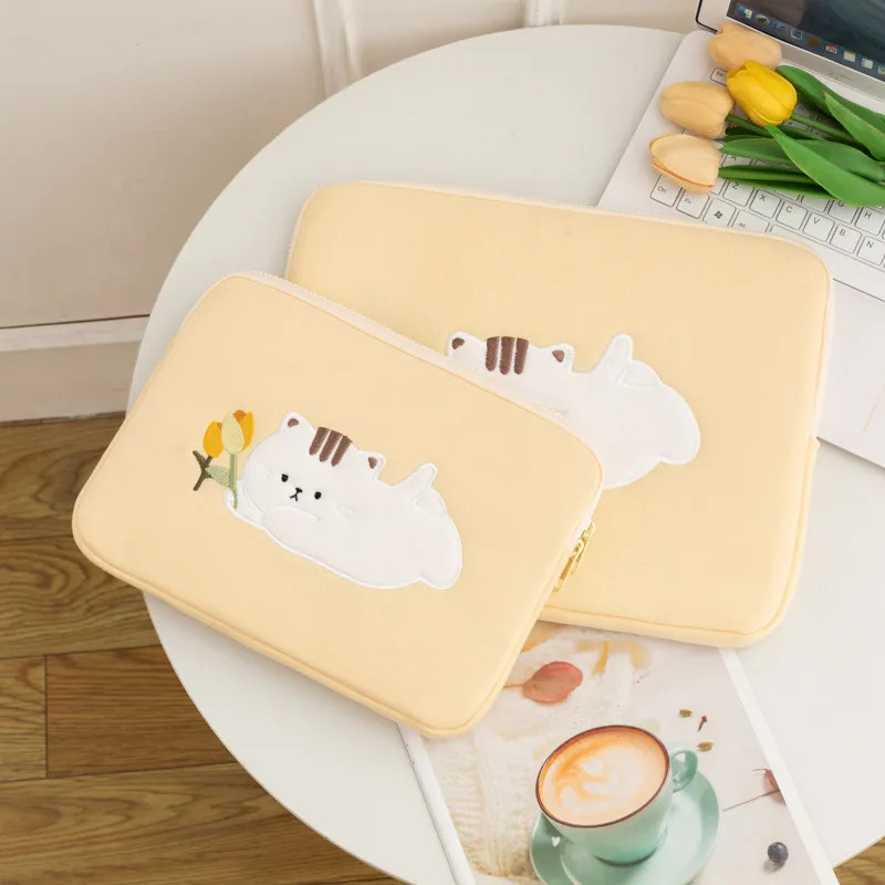 Tablet Laptop Embroidery Sleeve – Yellow Tulip Cat