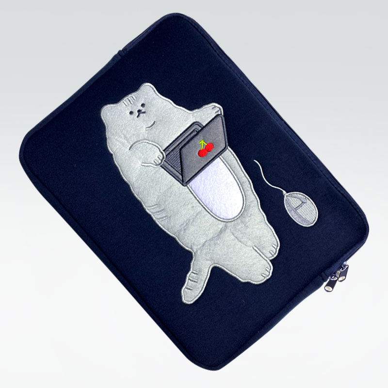 Tablet Laptop Embroidery Sleeve – Blue Cat On Laptop