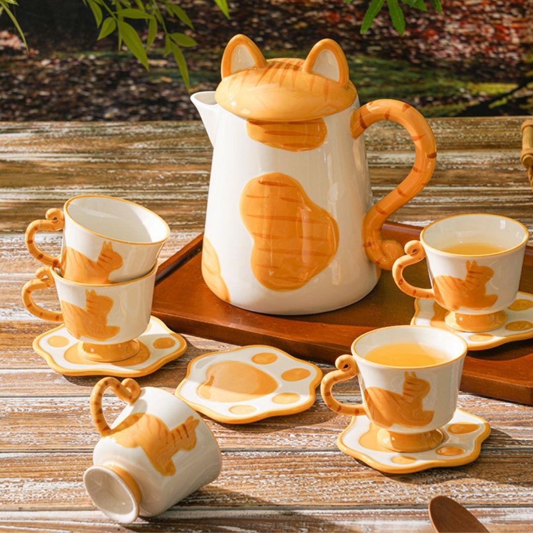 Oyen Ceramic Teapot Set (Teapot + Tea Cups + Saucers)